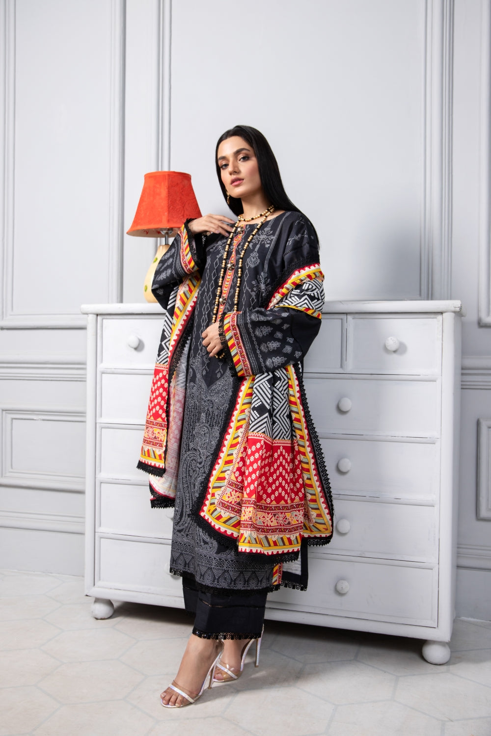 DGK-MONOCHROME OBSESSION