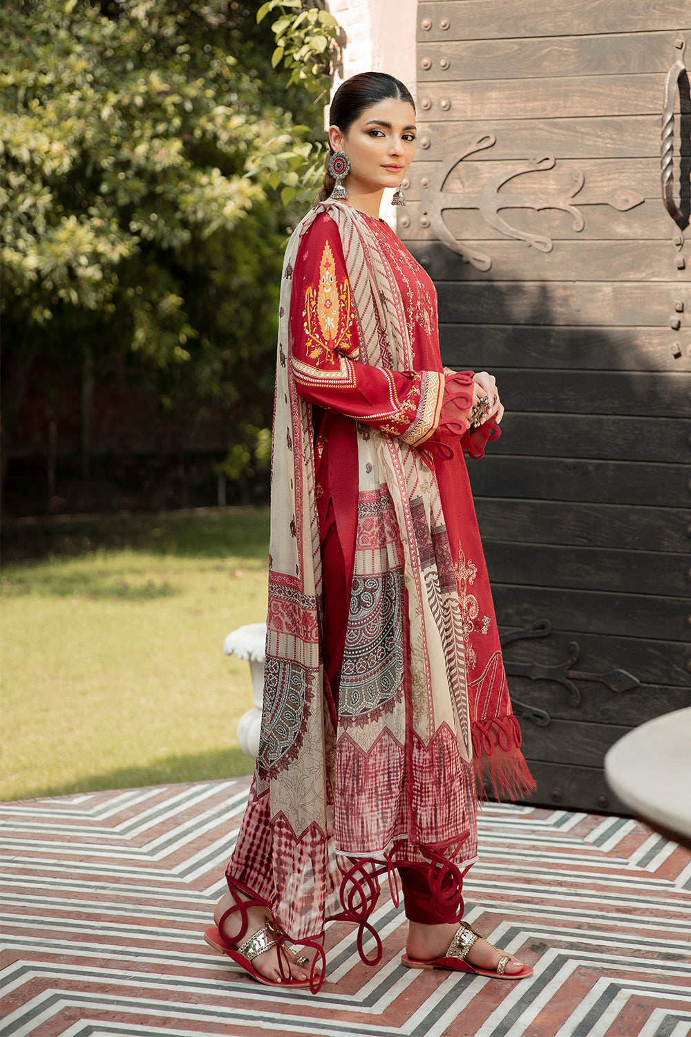 FW-NZ03-Zaib-un-Nissa