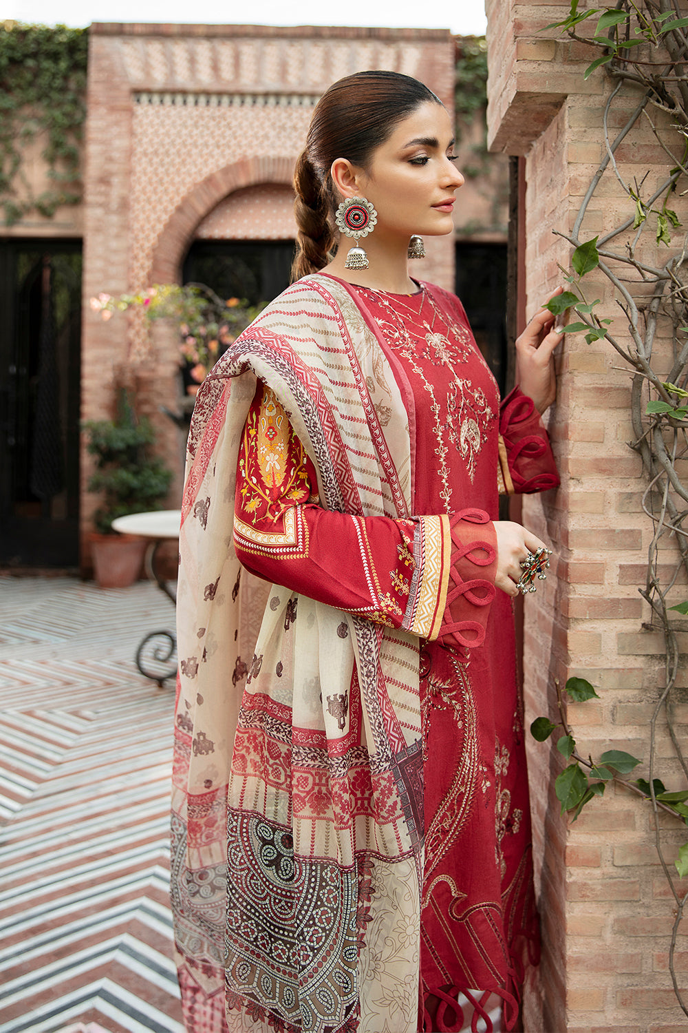 FW-NZ03-Zaib-un-Nissa