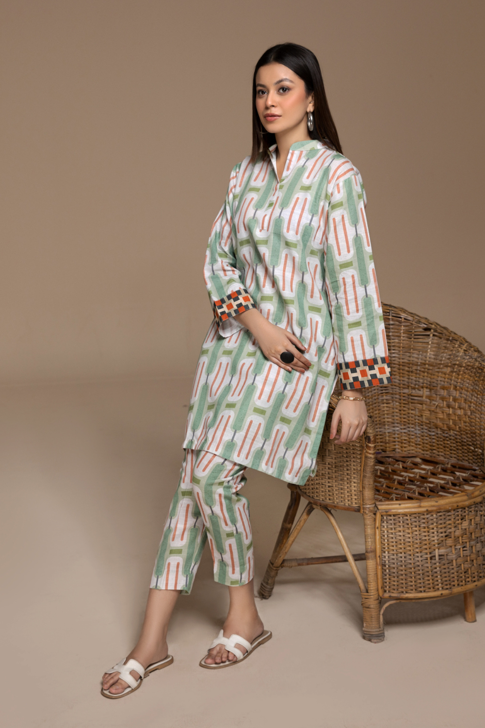 2 PC Stitched | Khaddar Printed Shirt + Trouser