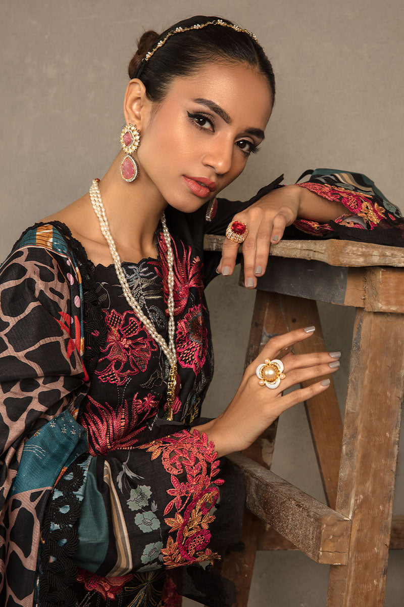 RR23V1FLD8 CARNATION