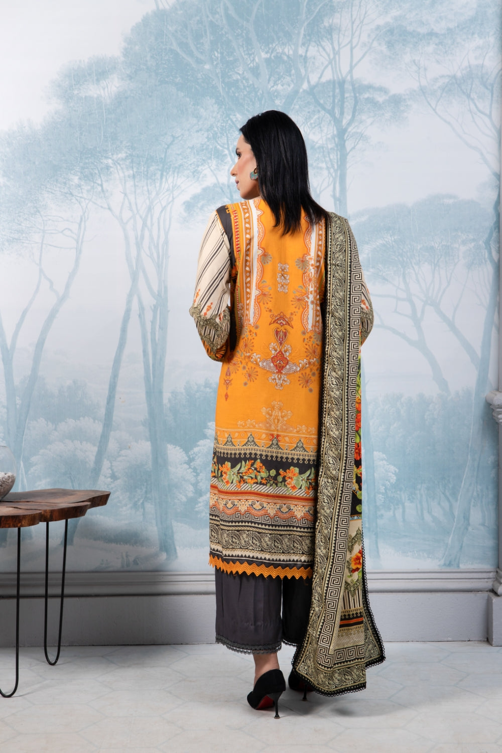 DL-CR04-SAFFRON SECRETE