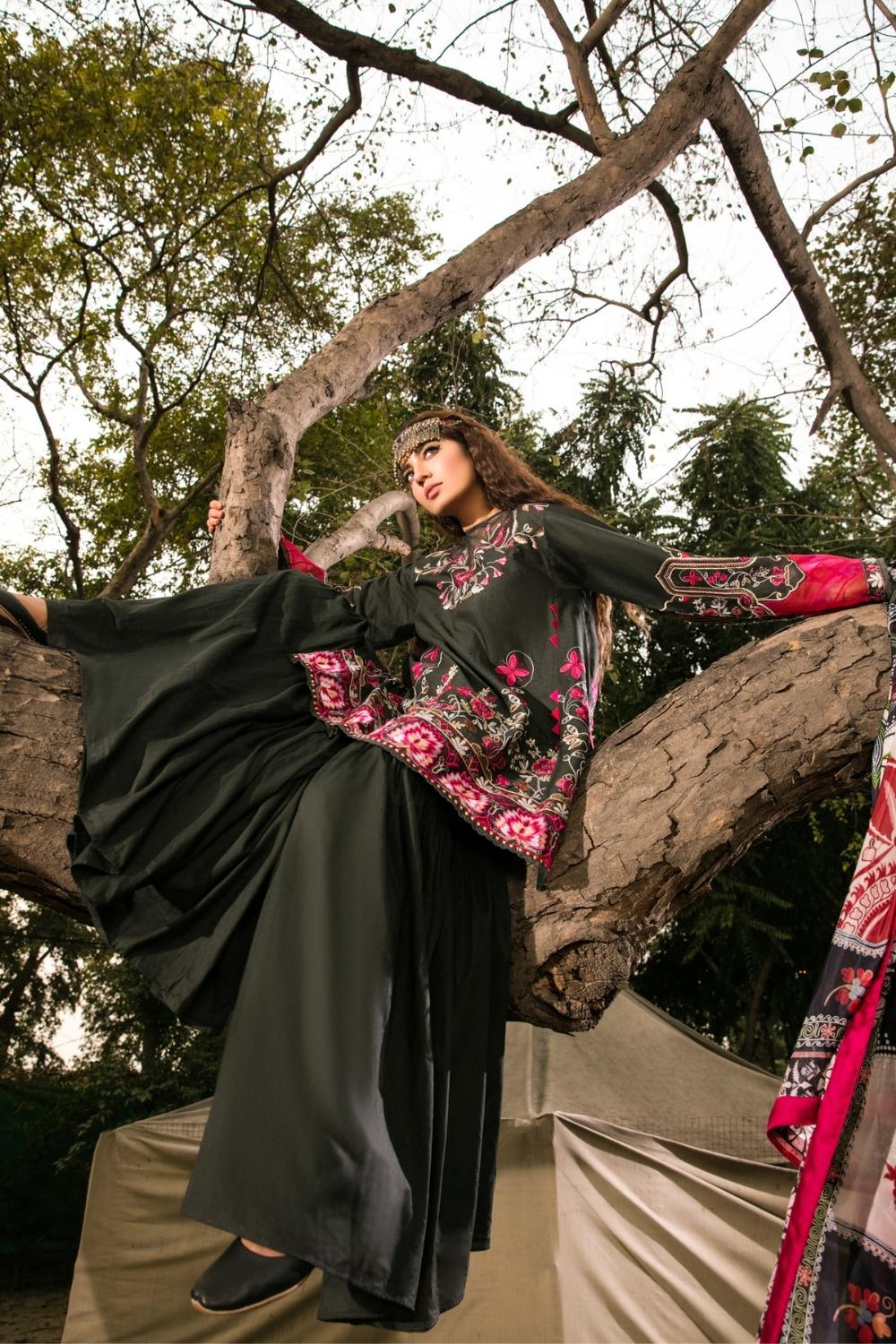 3 PC Unstitched | Embroidered Dobby Shirt | Chiffon Dupatta