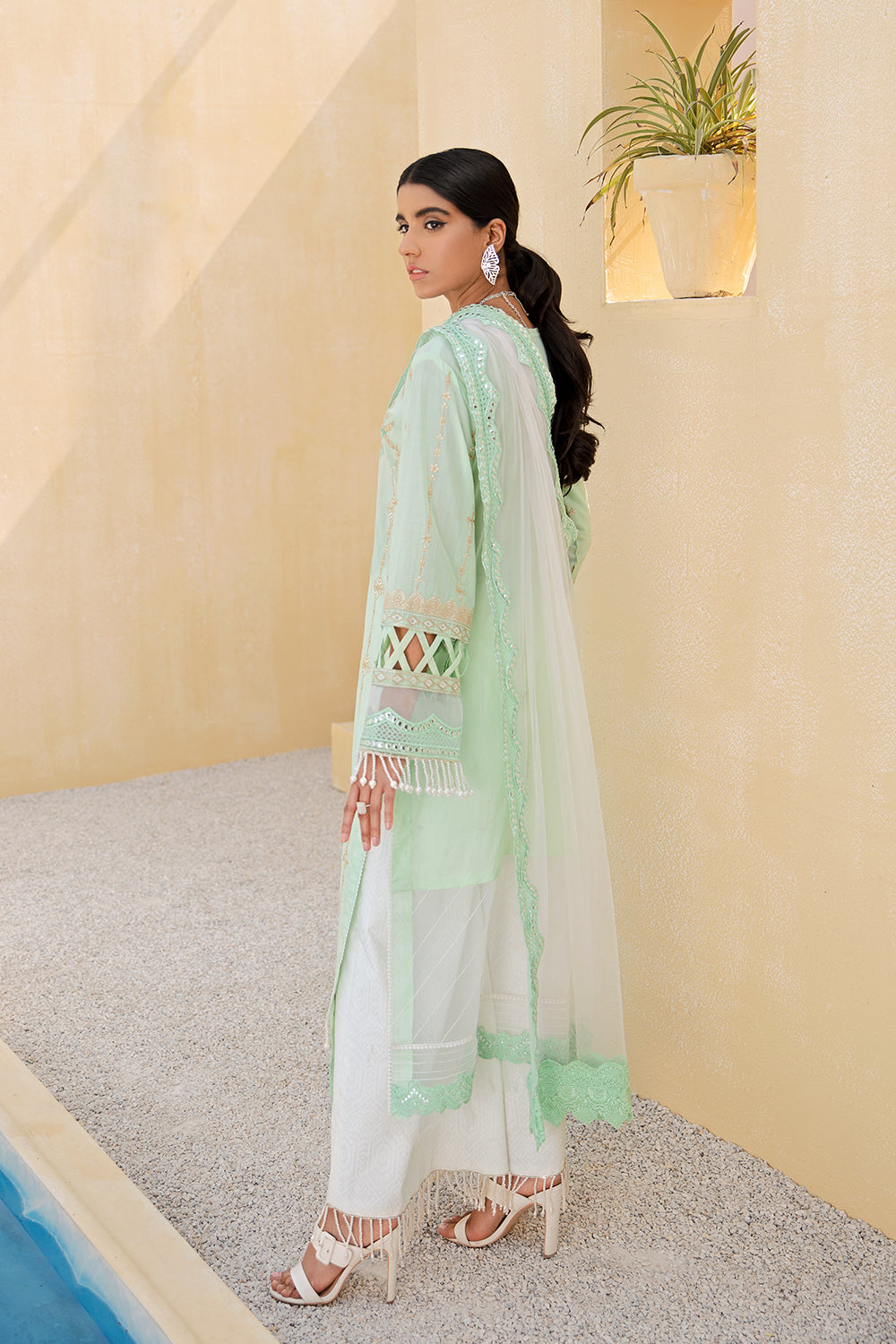 3 PC Unstitched Embroidered Suit