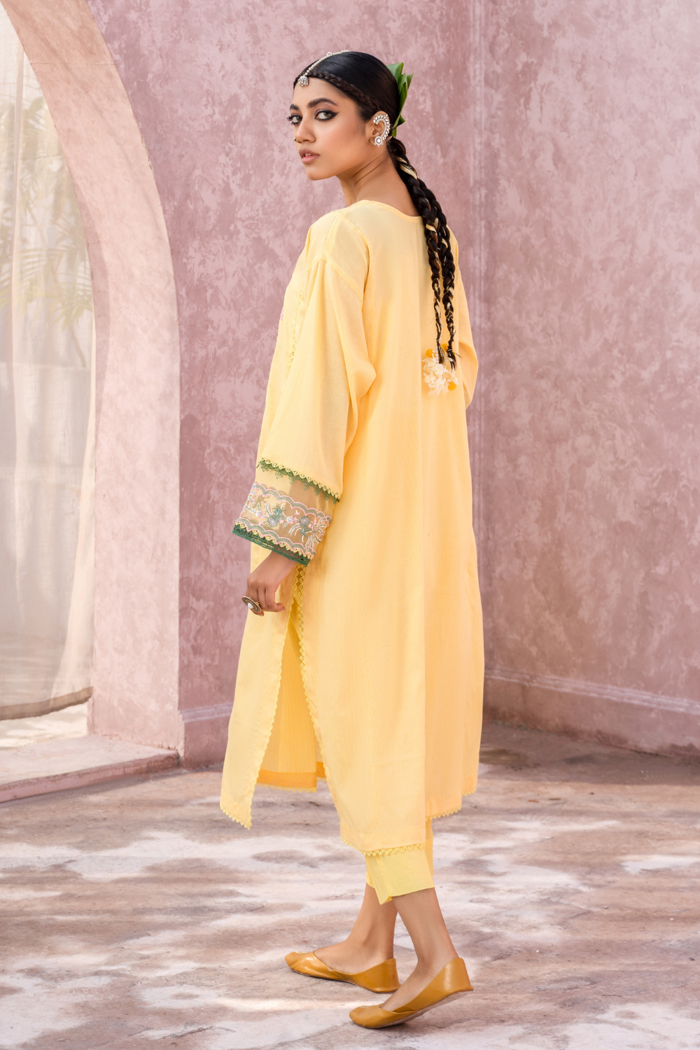 1 PC Unstitched | Embroidered Lawn Shirt