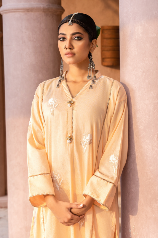 1 PC Unstitched | Embroidered Lawn Shirt