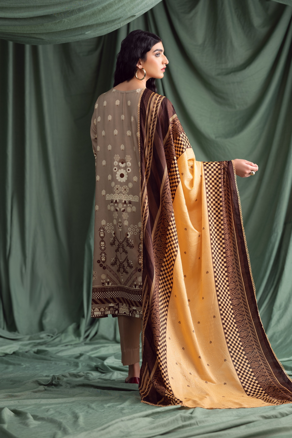3PC Unstitched | Printed Linen Suit | Jacquard Dupatta